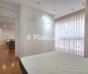 Apartamento en alquiler en Plaza Santa Isabel - Photo 6