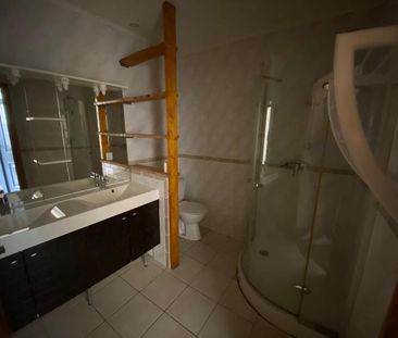 Location Appartement 3 pièces 71m² RIVE DE GIER 42800 - Photo 3