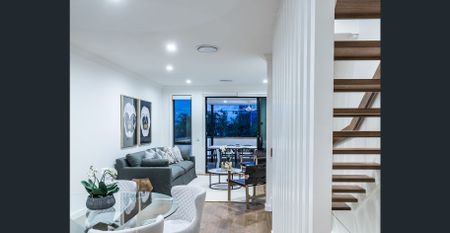 The Perfect Blend of Design & Convenience - Photo 2