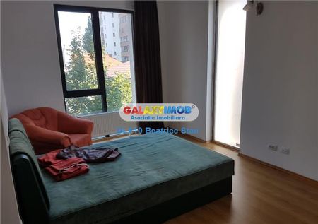 Inchiriere apartament 2 camere bloc nou Metrou Eroii Revolutiei - Fotografie 2