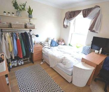 Blenheim Gardens, Reading, Berkshire, RG1 - Photo 4