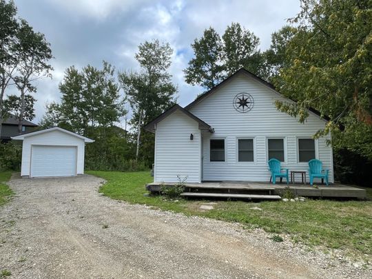 For Lease - 114 Chamonix Crescent, Blue Mountains, Ontario - Photo 1