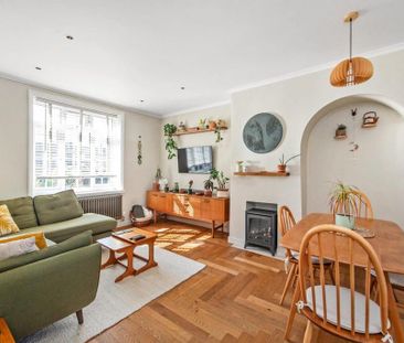 3 bedroom end of terrace house to rent - Photo 1