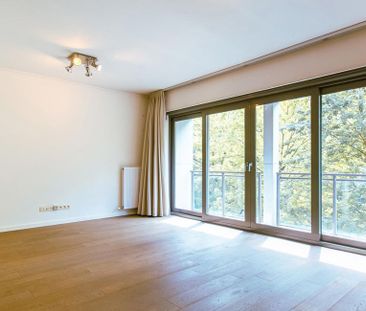 Appartement te huur in Brussel voor € 1.100 met 1 slaapkamer - Foto 2