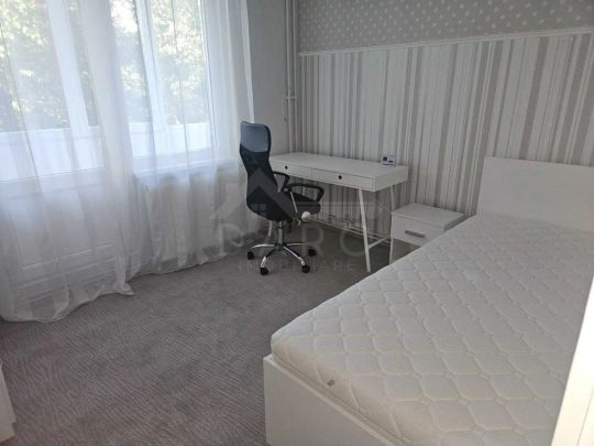 Imobiliare inchiriere apartament 3 camere - Photo 1