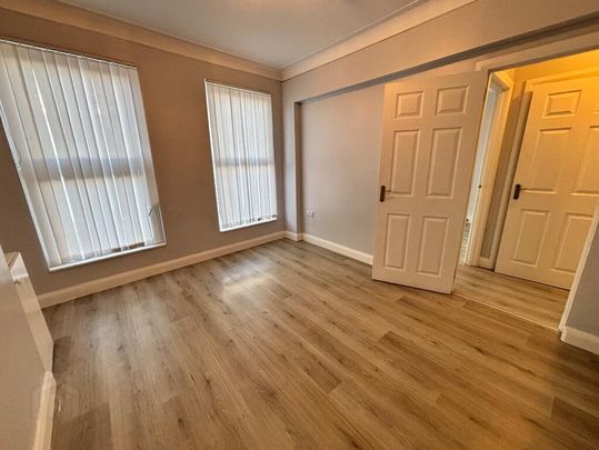 10a Market Place, Carrickfergus, BT38 7AW - Photo 1