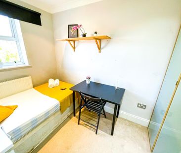 Room in a Shared House, London Road, HA9 - Photo 1