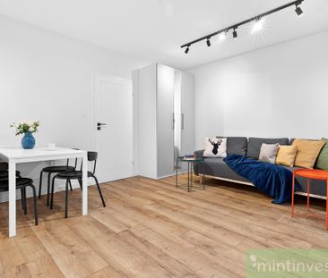 Jasne mieszkanie w świetnej lokalizacji - od zaraz - Photo 2