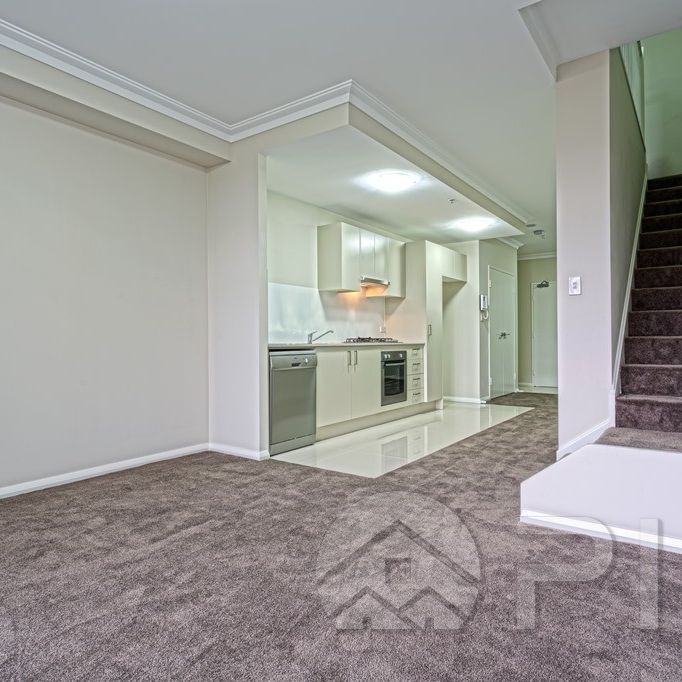 3/109-113 George Street Parramatta - Photo 1