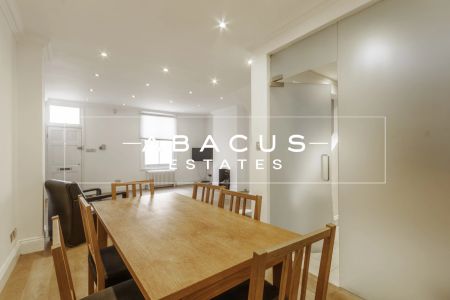 3 Bedroom House - Photo 4