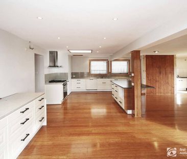 This 3-bedroom home will not last long! - Photo 1