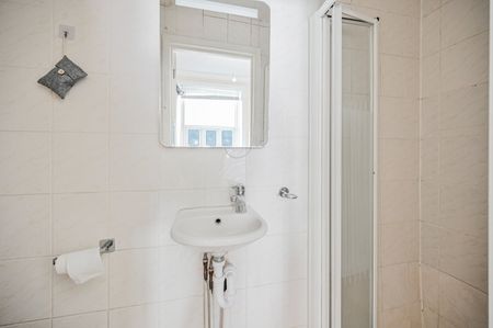 Studio Flat, Cheniston Gardens, W8 - Photo 4