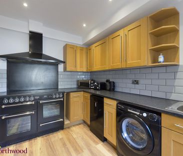 1 bedroom in a house share to rent - Photo 4