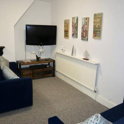 2 bedroom property to rent in Cardiff - Photo 1