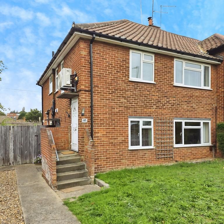 2 bedroom maisonette to rent - Photo 1