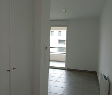 BEZANNES- Résidence Le Fairway- Apt T1 de 29m2 avec balcon et stati... - Photo 3