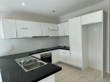 4/150 Woods Street, Newport - Photo 2