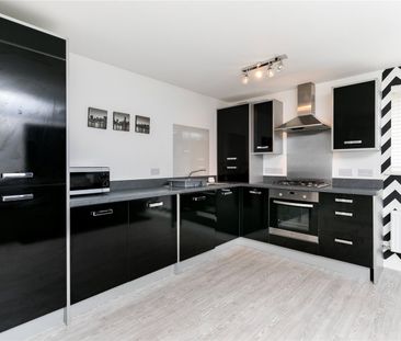 2 bedroom terraced maisonette to rent - Photo 5