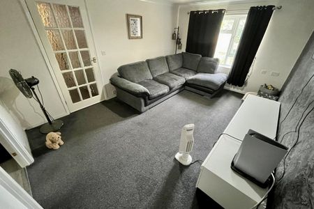 Gloucester Way, Thetford, Norfolk - Photo 5