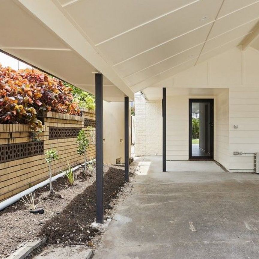 79 Markeri Street, Mermaid Waters - Photo 1
