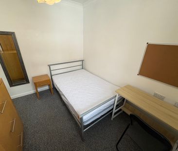 Diamond Street, The Groves - P2163 - Photo 5