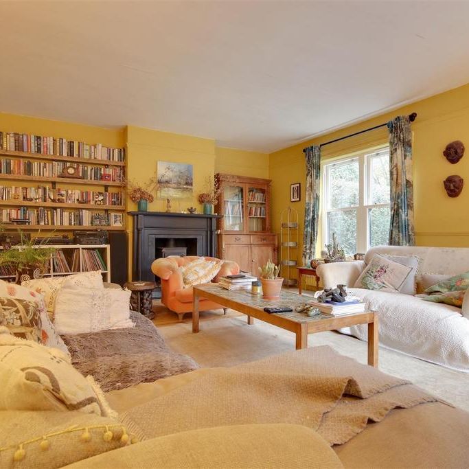 5 bedroom detached house to rent - Photo 1