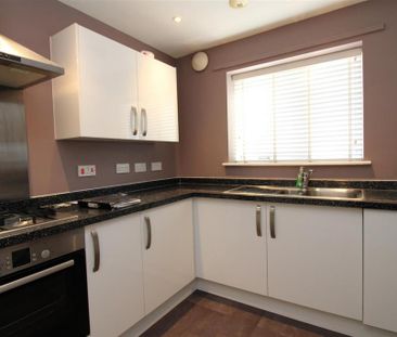 3 bedroom end of terrace house to rent - Photo 6