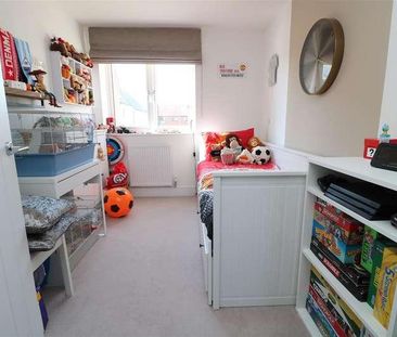 Roman Place, Westbury - Photo 3