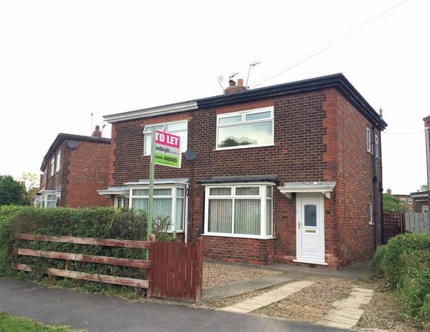 2 bedroom semi-detached house to rent - Photo 1