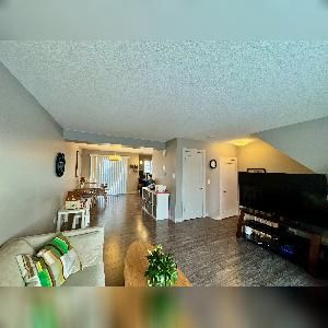 2 Bed 2.5 Bath Townhouse Dbl Garage South Edmonton - Photo 1