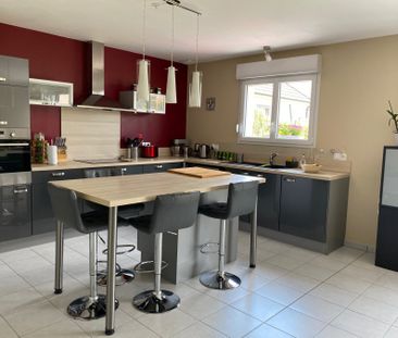 Maison 5 pièces à - Photo 1