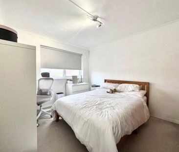 3 bedroom maisonette to rent - Photo 3