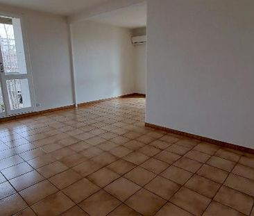 Location Appartement 3 pièces 80m² AIX EN PROVENCE 90ème - Photo 1