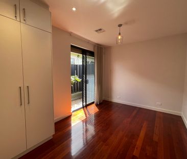 Beautifully Presented 2 Bedroom Home&period;&period;&period; - Photo 1