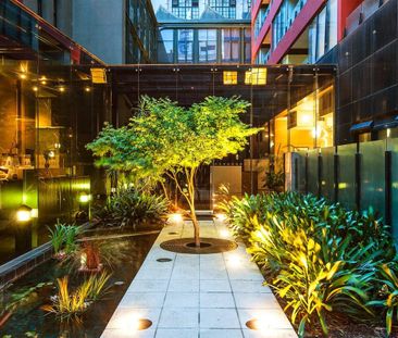 1403/668 Bourke Street - Photo 6