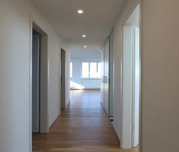 Familienfreundliche 4 1/2- Zimmerwohnung mit Seeblick - Foto 3