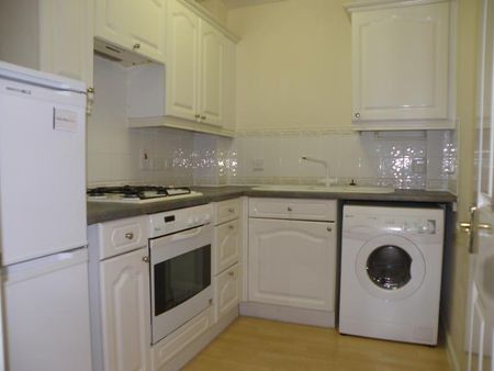 2 bedroom apartment to rent - Photo 3