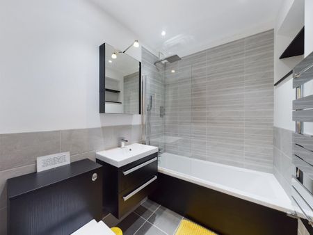 1 bedroom flat to rent - Photo 5