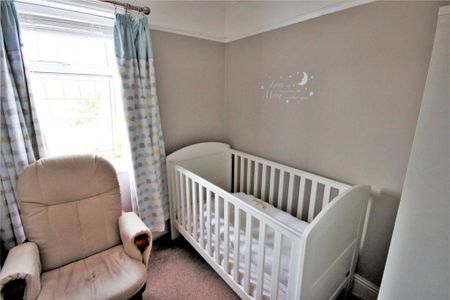 3 bedroom terraced house to rent - Photo 5