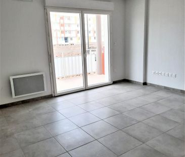 Location Appartement 2 pièces 44m² NIMES 30000 - Photo 1