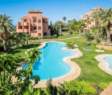 Piso de alquiler en Calle Viena, 47, Golf Bahía - Photo 5