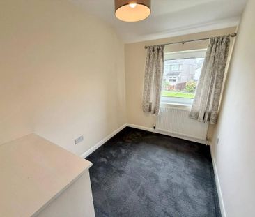 3 bedroom end of terrace house to rent - Photo 5