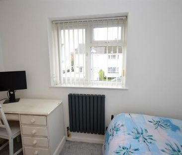 3 bedroom semi-detached house to rent - Photo 4