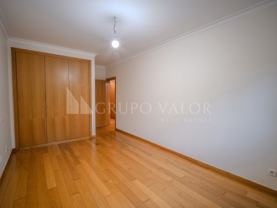 Apartamento T4 em Lisboa - Photo 1
