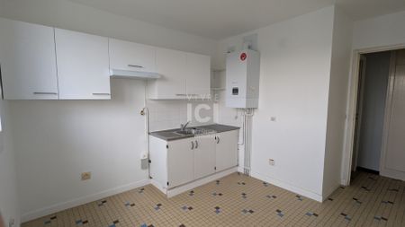 Appartement T2 Nantes - Boulevard Manoir Saint-Lo / 45m² - Balcon - Cave - Parking - Photo 3