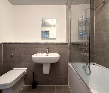 2 Bed Flat, Neptune Place, L8 - Photo 6