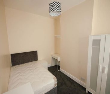 3 bedroom house share to rent - Photo 3