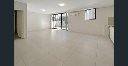 A NEW WAVE IN LIVING! - Photo 3