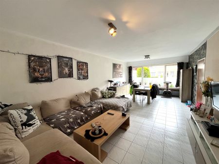 Gelijkvloers appartement met 2 slaapkamers, dubbel terras en garage! - Photo 3