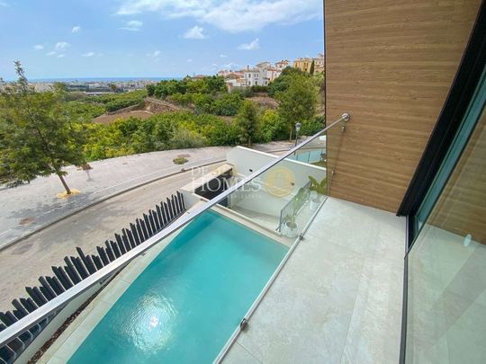 3 bedroom luxury House for rent in Nerja, Andalusia - Photo 1